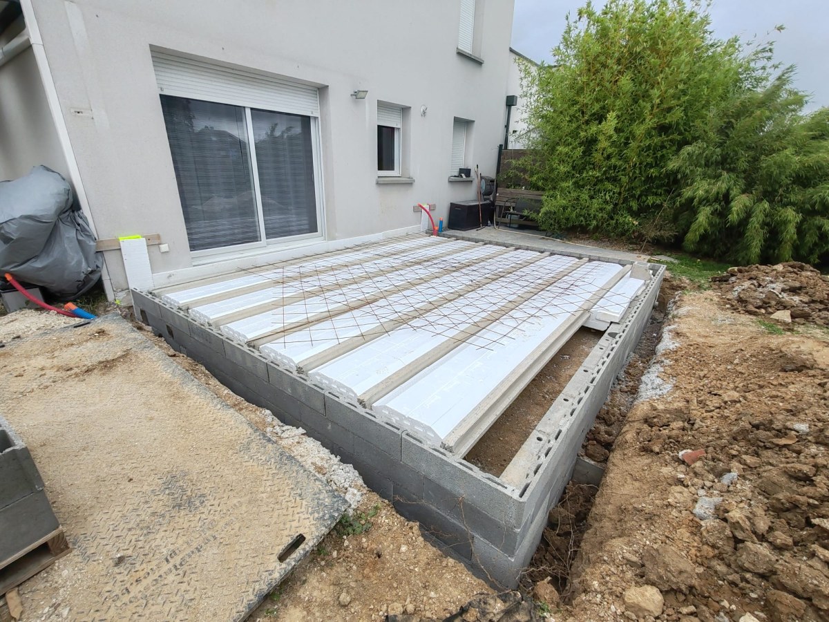 Extension contemporaine : un nouvel espace de vie lumineux